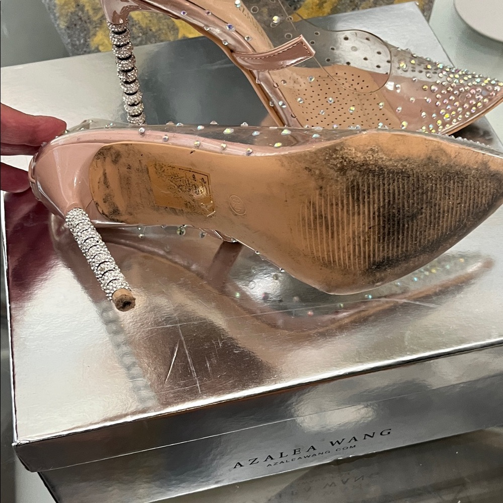Alaïa Women's Sparkling Transparent Heels - Nude - Picture 4 of 4